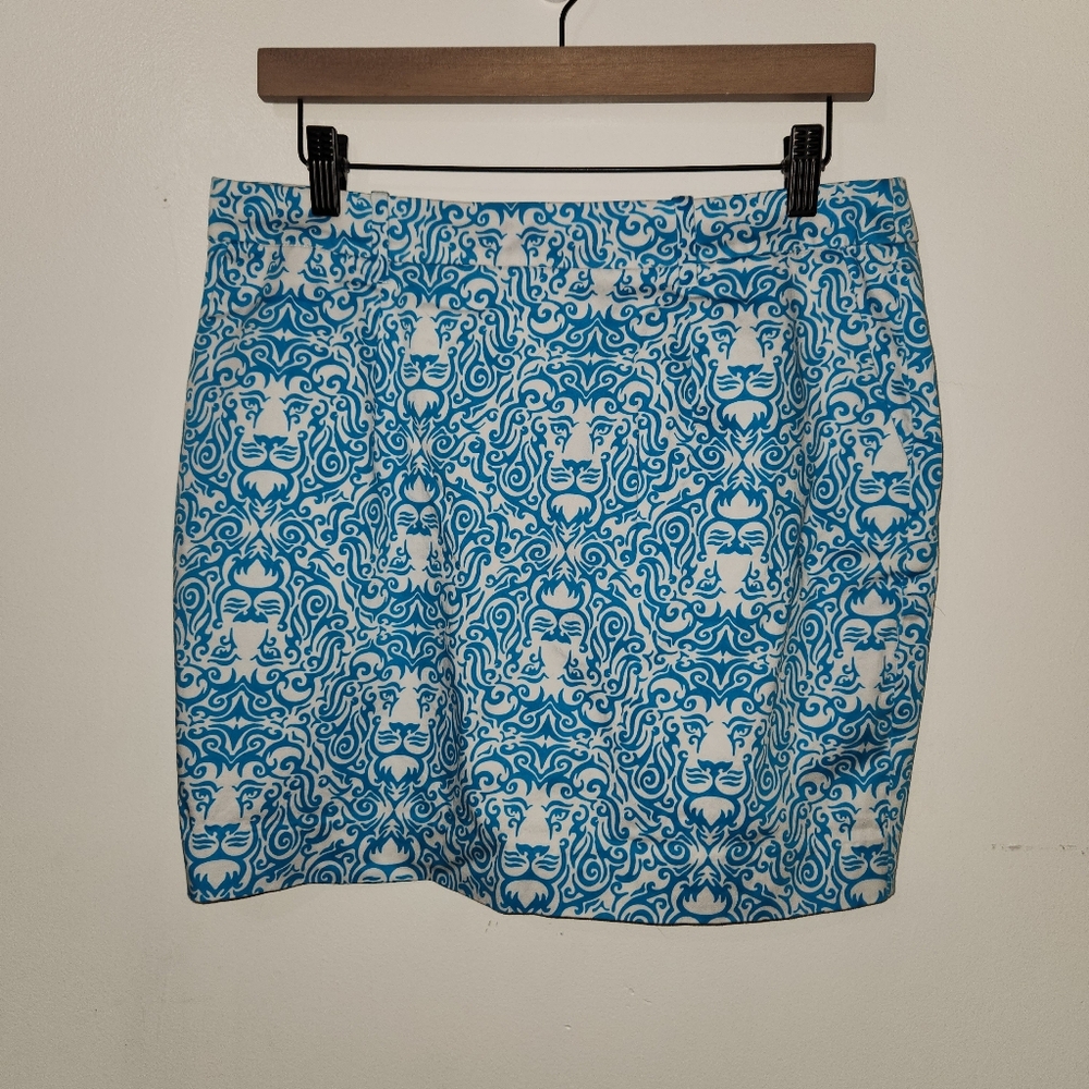 Elizabeth McKay Lion Print Skirt Size 6 Blue White Bold Preppy Designer Chic